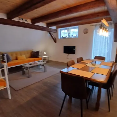 Apartamento Ornela-eggolsheim 4 Raeume 120 Qm Auf Zwei Etagen